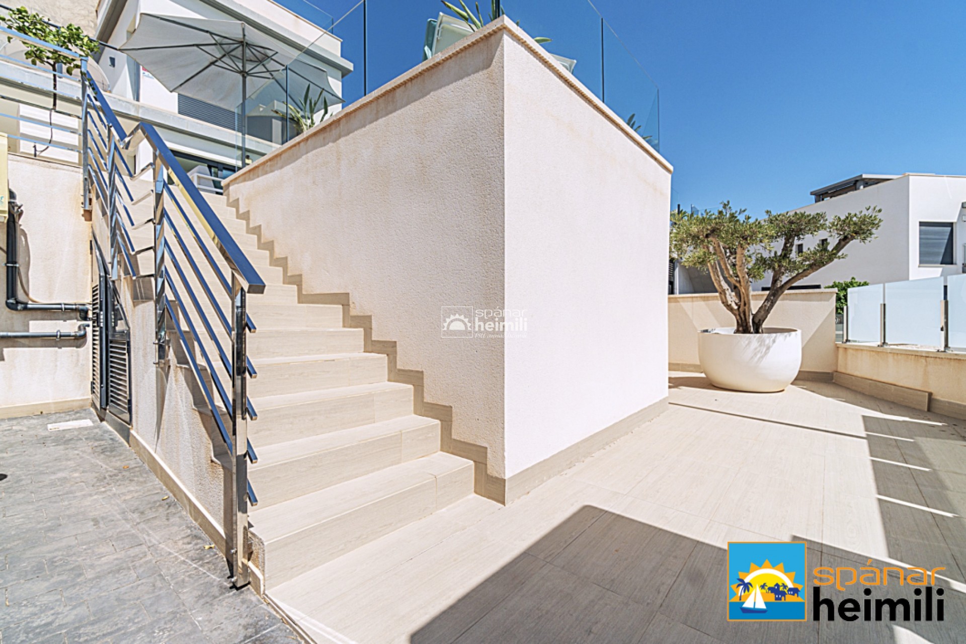 Herverkoop - Villa -
San Miguel