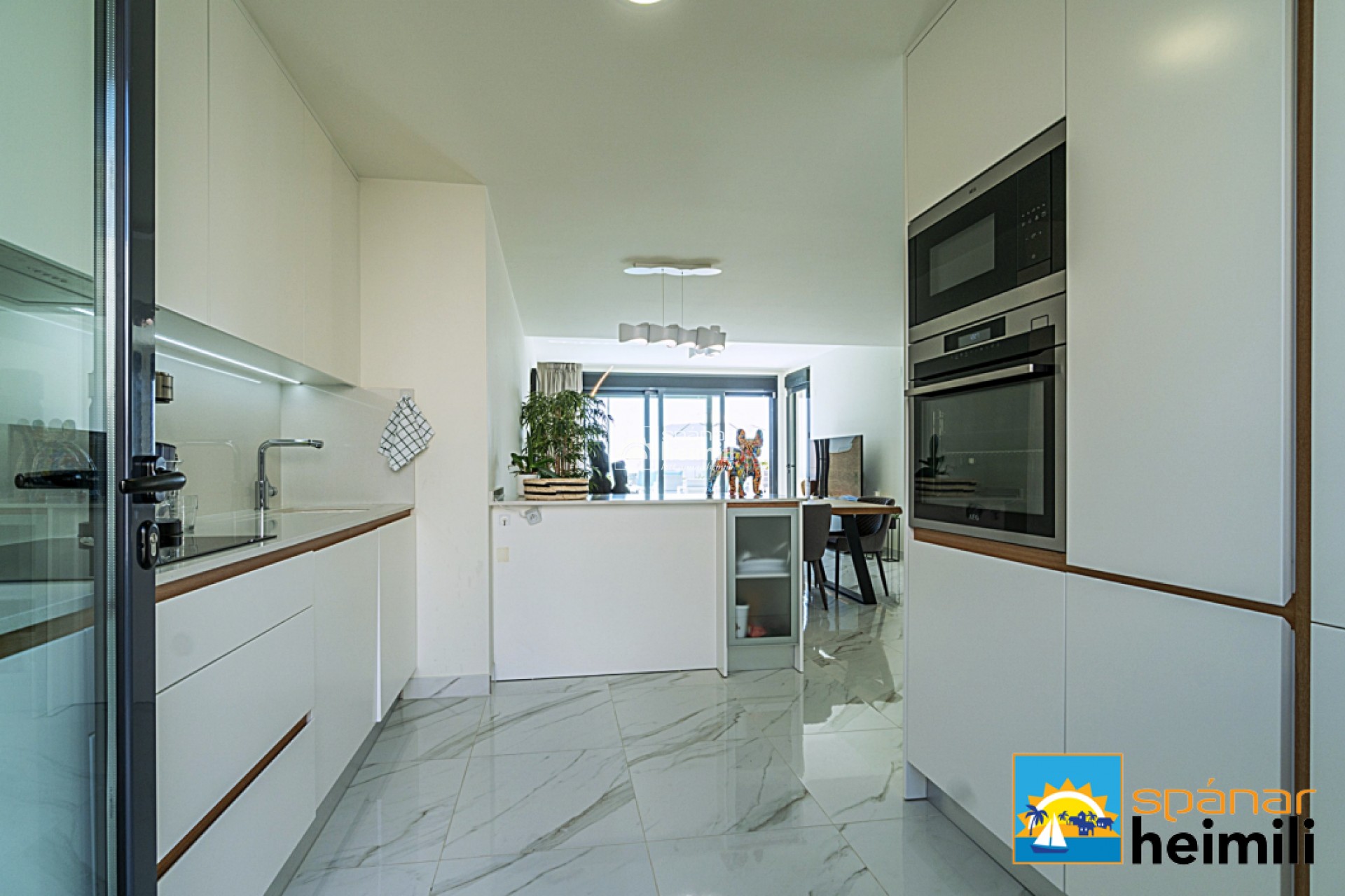 Herverkoop - Villa -
San Miguel