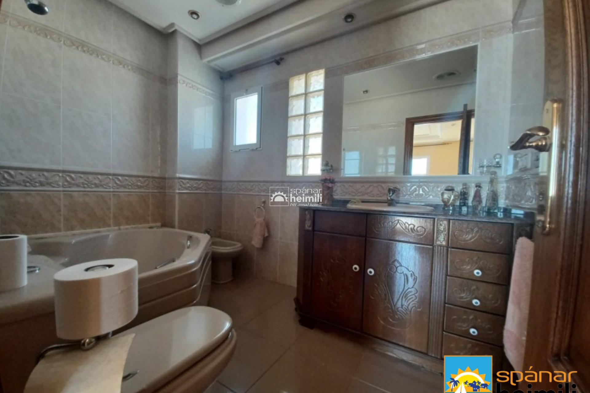 Herverkoop - Villa -
Torrevieja