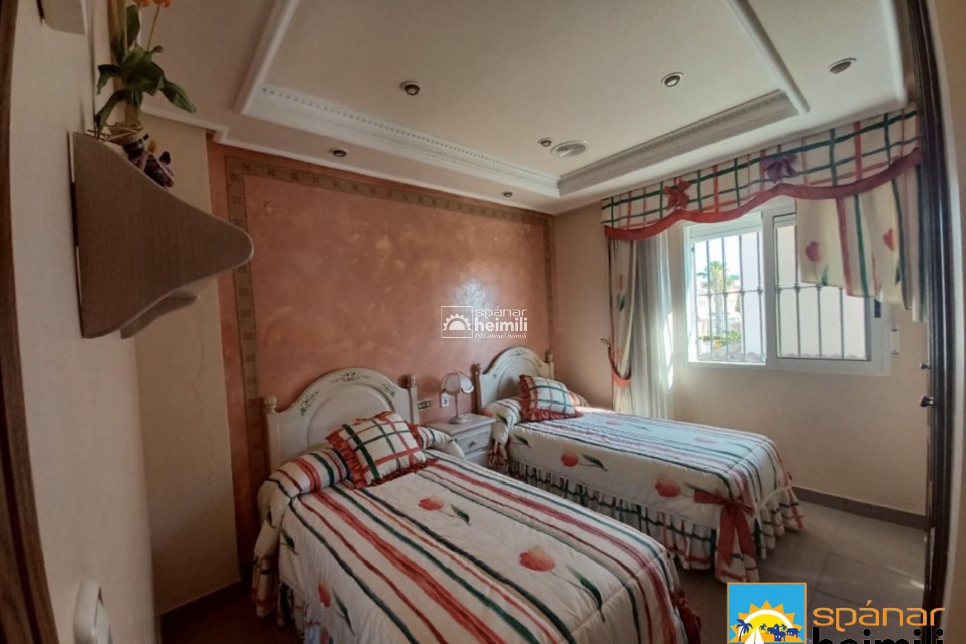 Herverkoop - Villa -
Torrevieja