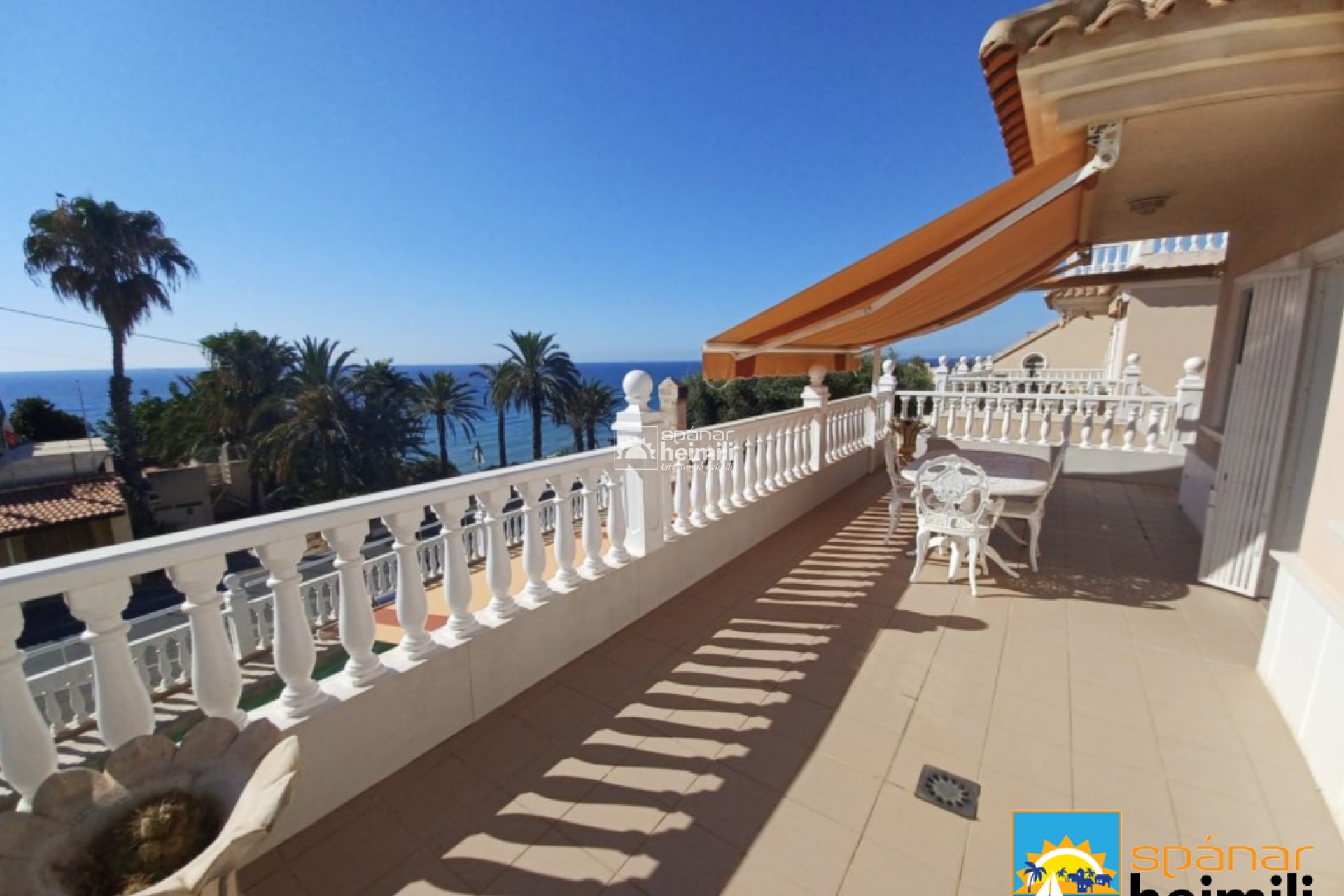 Herverkoop - Villa -
Torrevieja