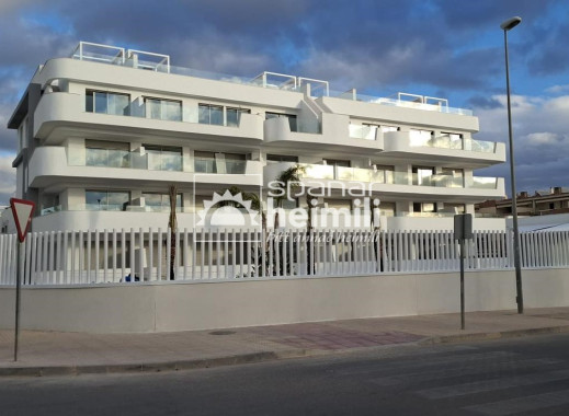 Íbúð í fjölbýli - Nýbygging -
            Cabo Roig - 2115