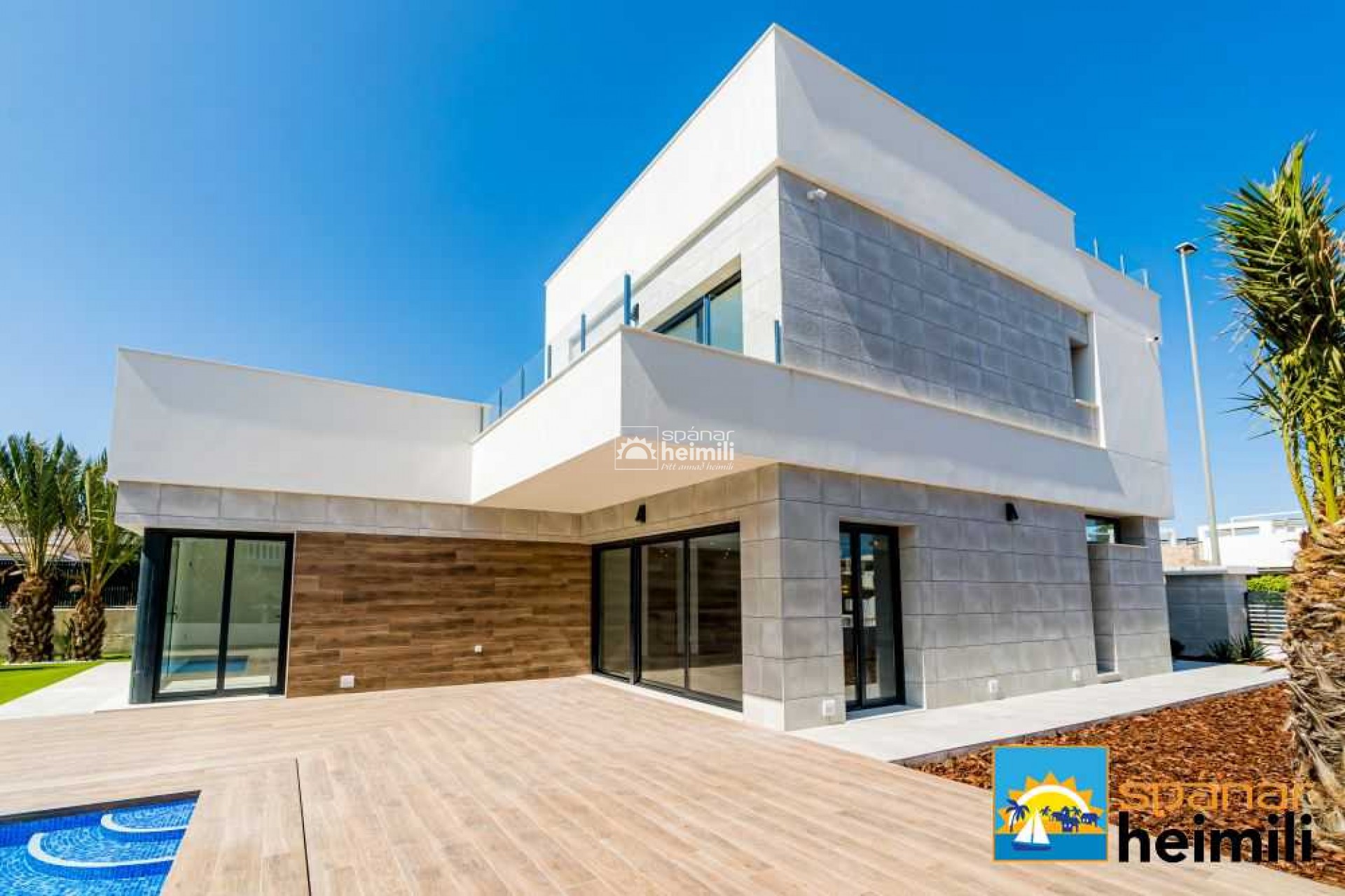 New Build - Detached house -
Cabo Roig