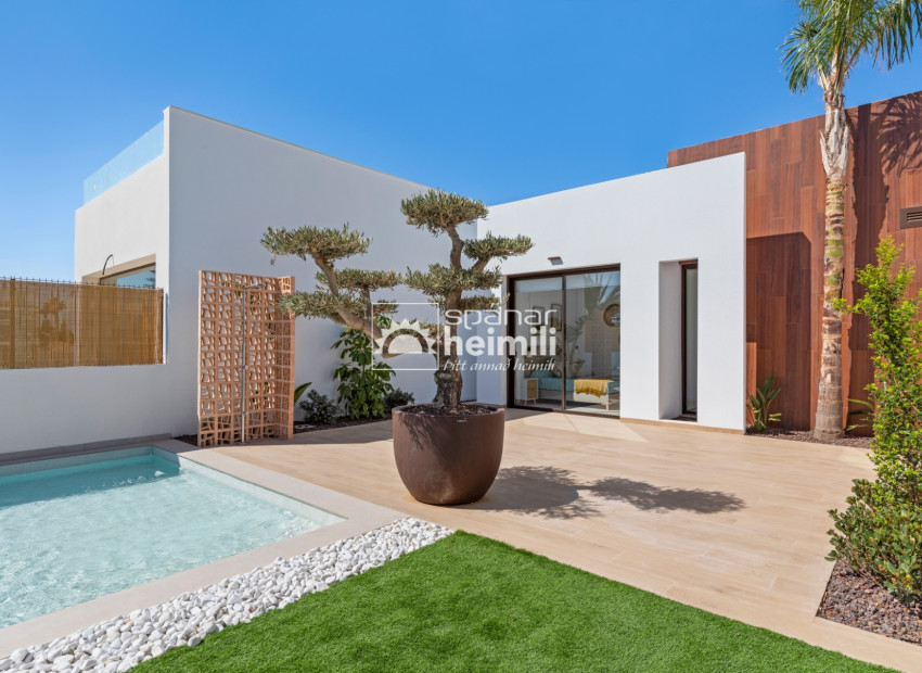 New Build - Detached house -
Los Alcazares