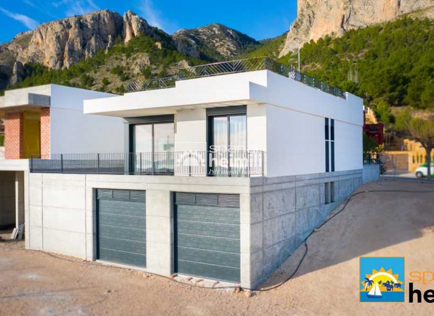 New Build - Detached house -
Polop de la Marina  - polop