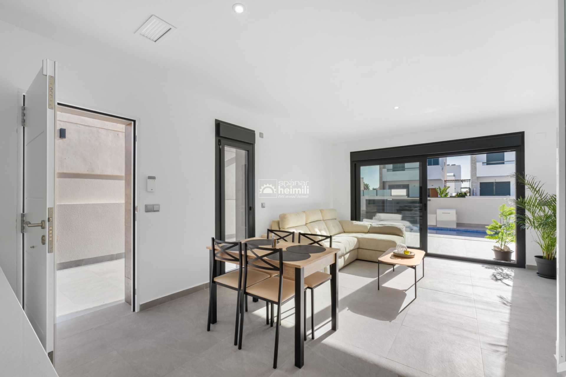 New Build - Townhouse -
Daya Nueva/Dolores