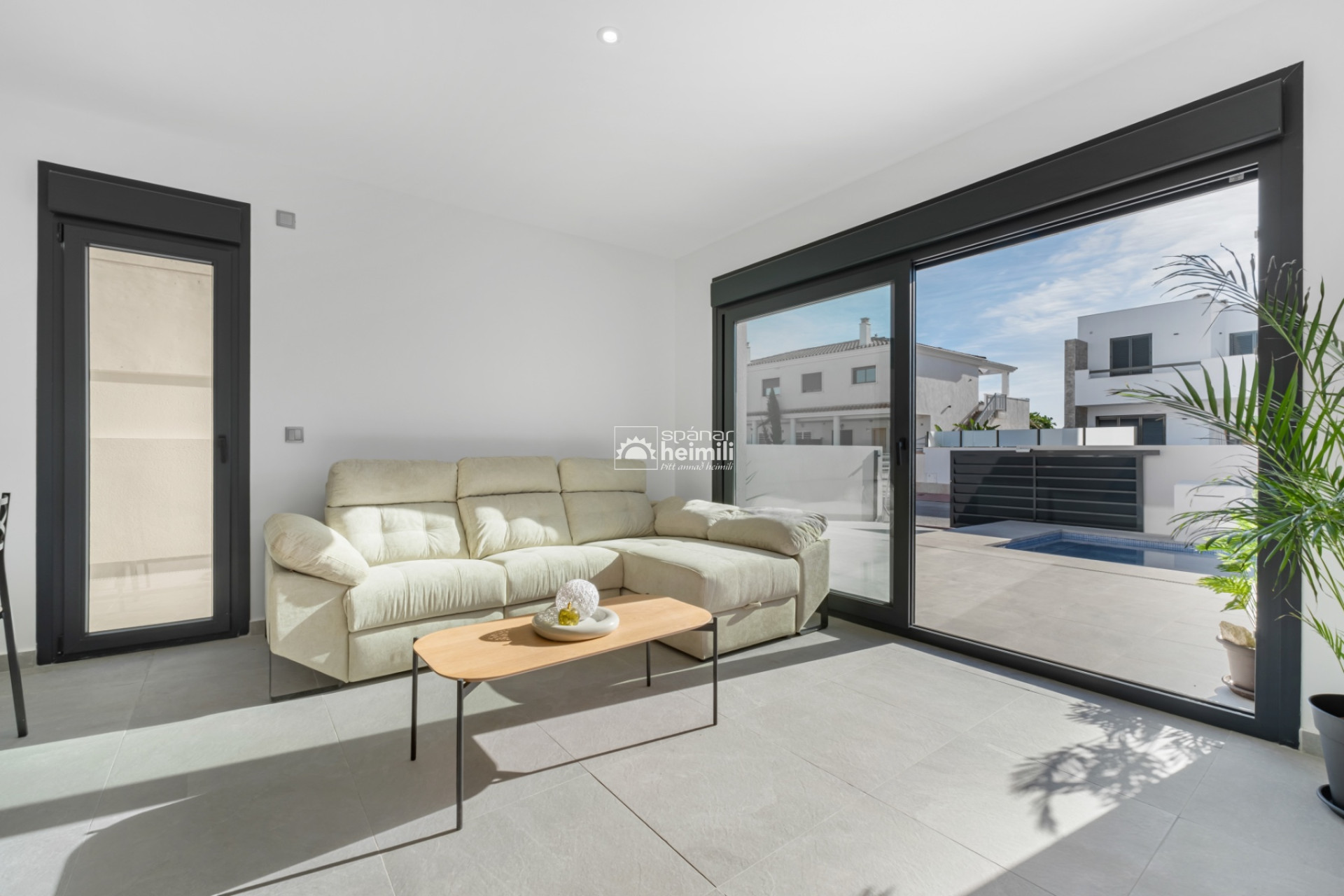 New Build - Townhouse -
Daya Nueva/Dolores