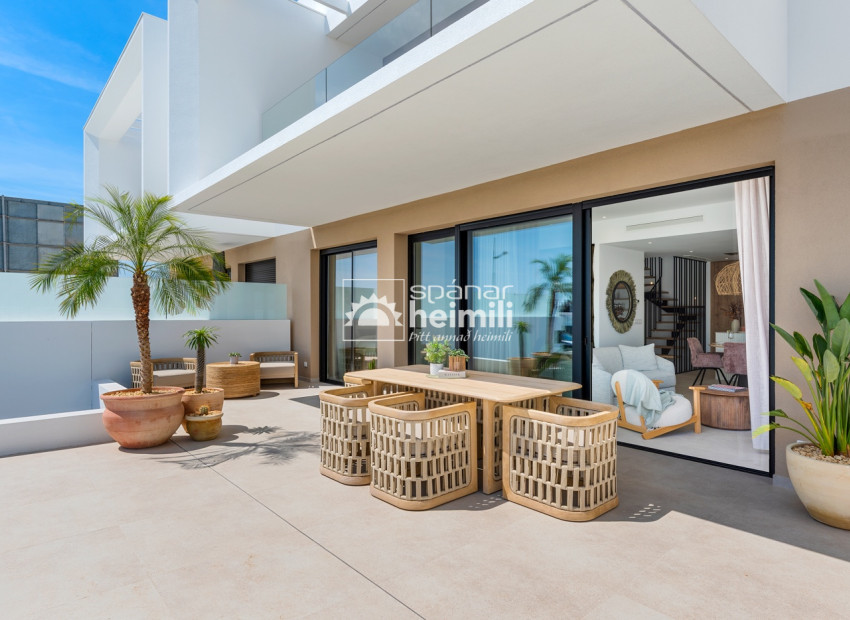 New Build - Townhouse -
Daya Nueva/Dolores