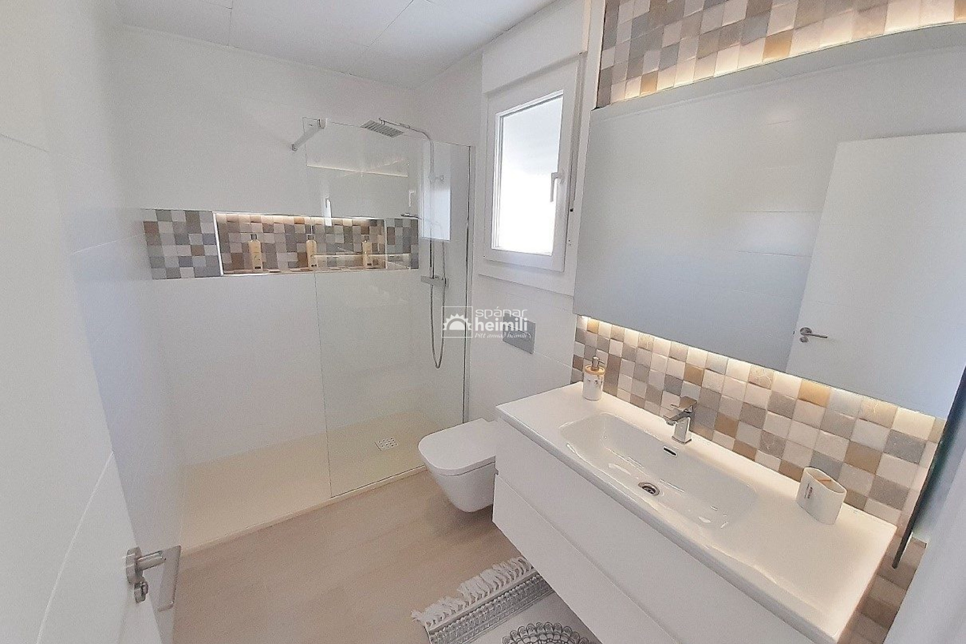 New Build - Townhouse -
Sucina