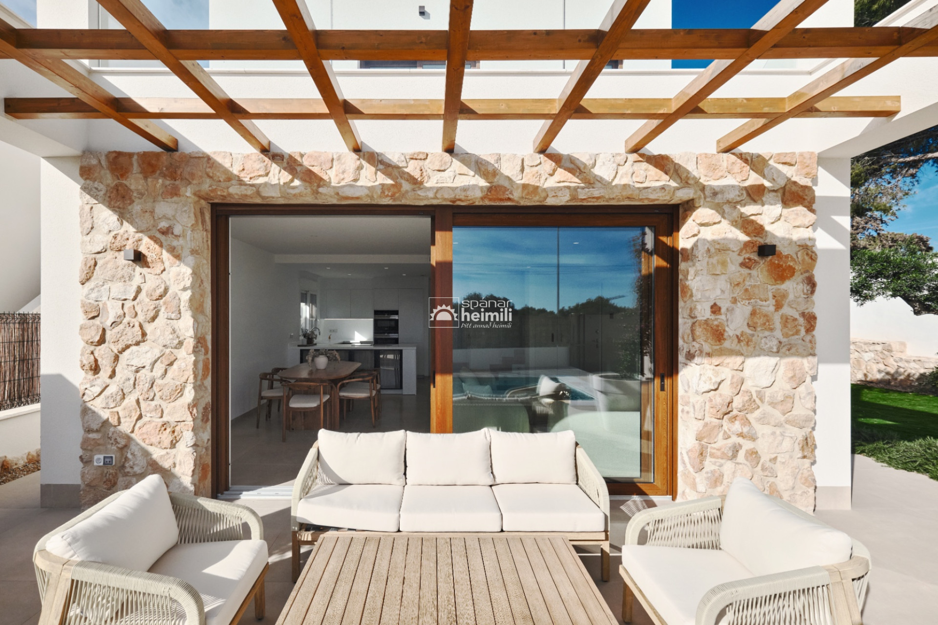 Nieuwbouw - Halfopen bebouwing -
Cabo Roig