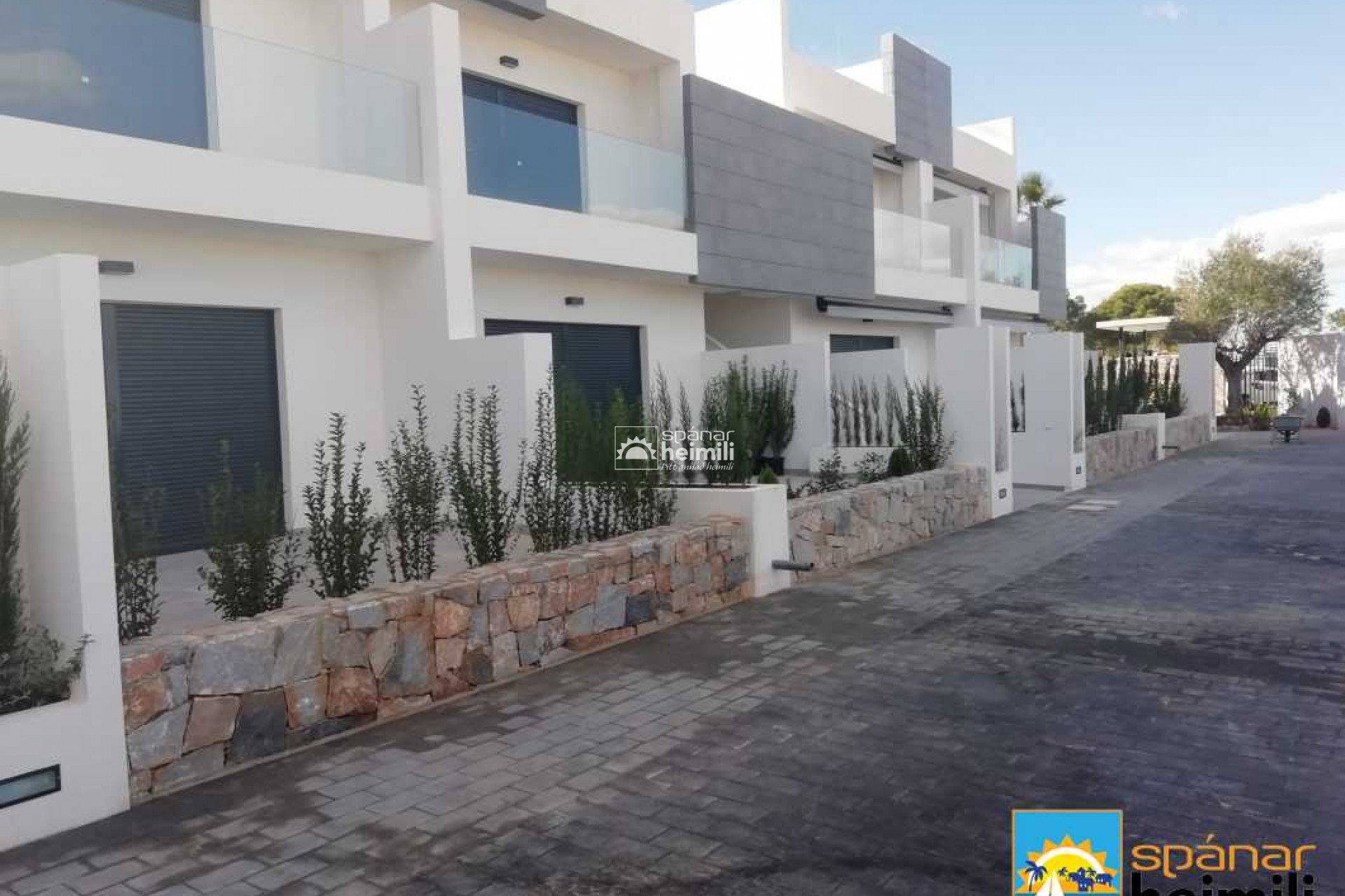 Nouvelle construction - Appartement dans un duplex -
Los Altos/Los Balcones