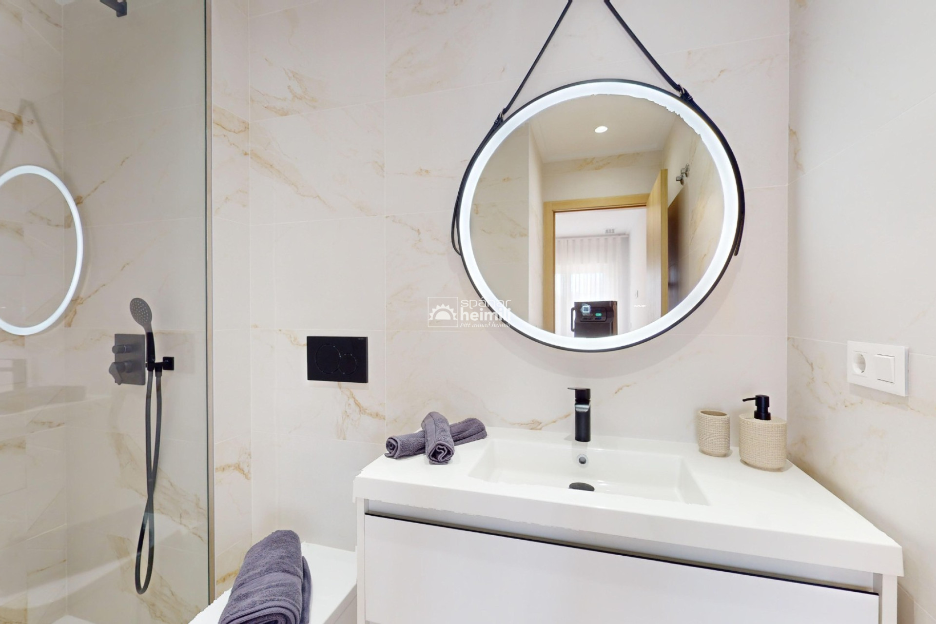 Nouvelle construction - Appartement -
El Raso