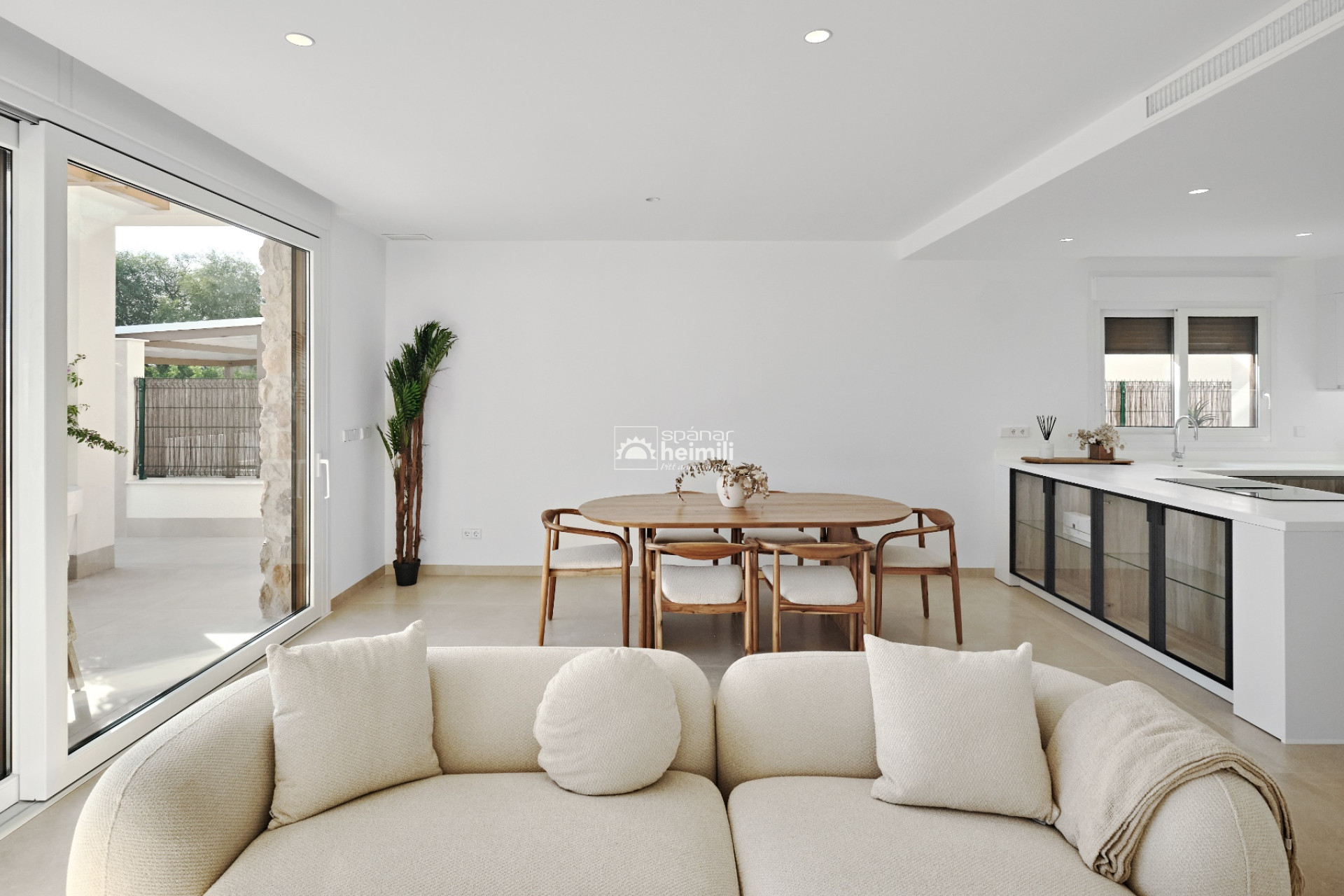 Nouvelle construction - Maison jumelée d’un côté -
Cabo Roig