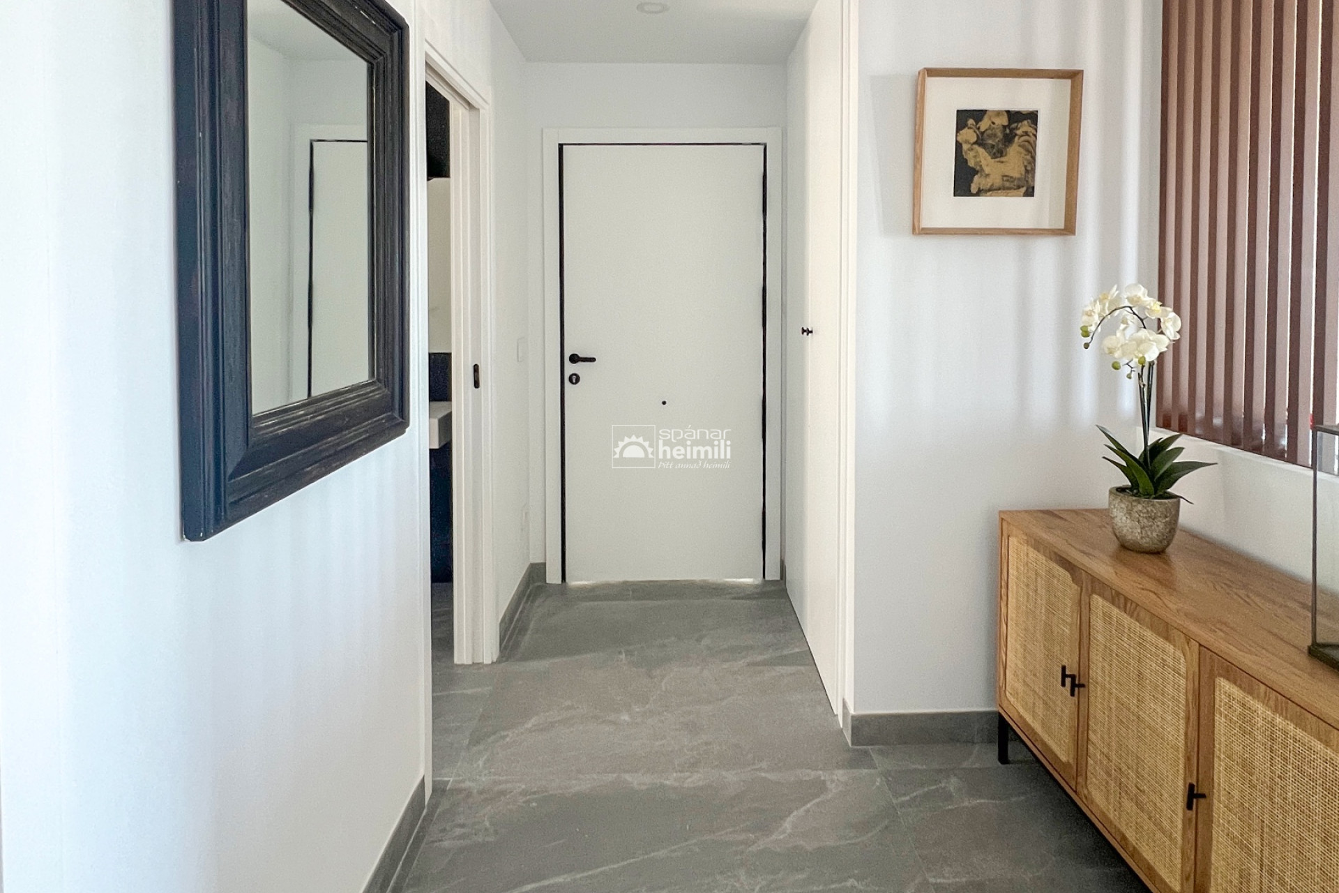 Nouvelle construction - Maison jumelée d’un côté -
La Nucia/Polop - Polop 