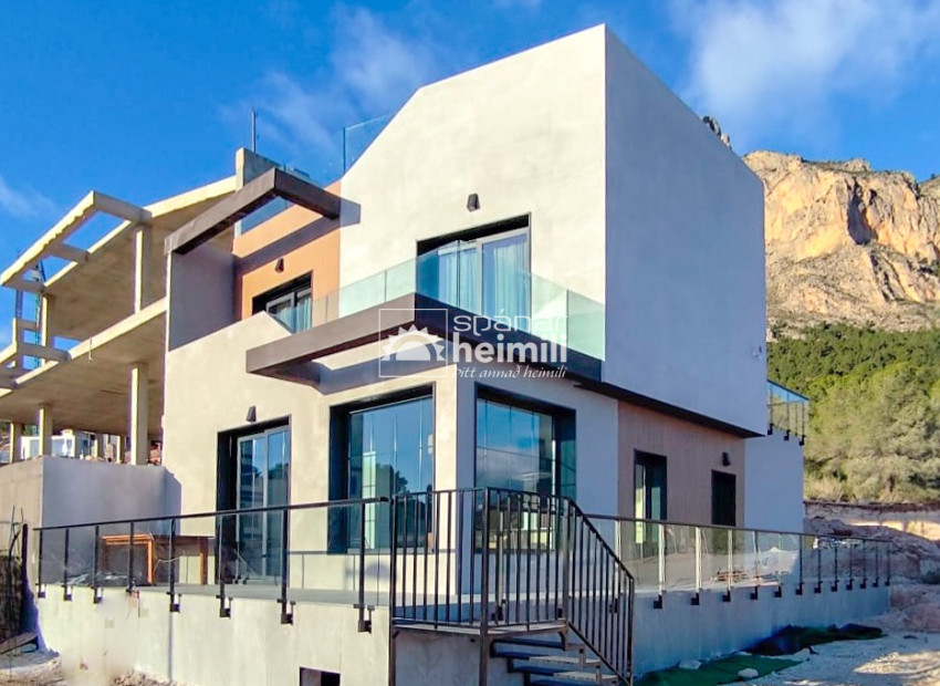 Nouvelle construction - Maison jumelée d’un côté -
La Nucia/Polop - Polop 