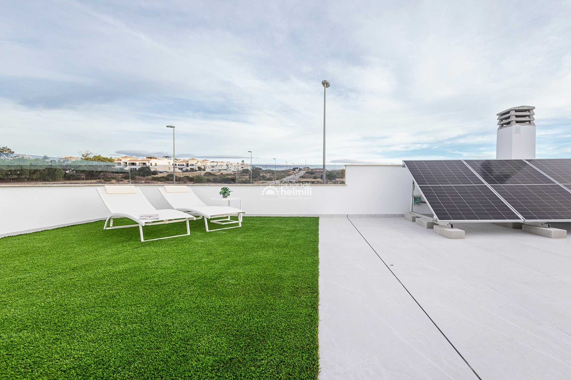 Nouvelle construction - Maison jumelée d’un côté -
Vistabella