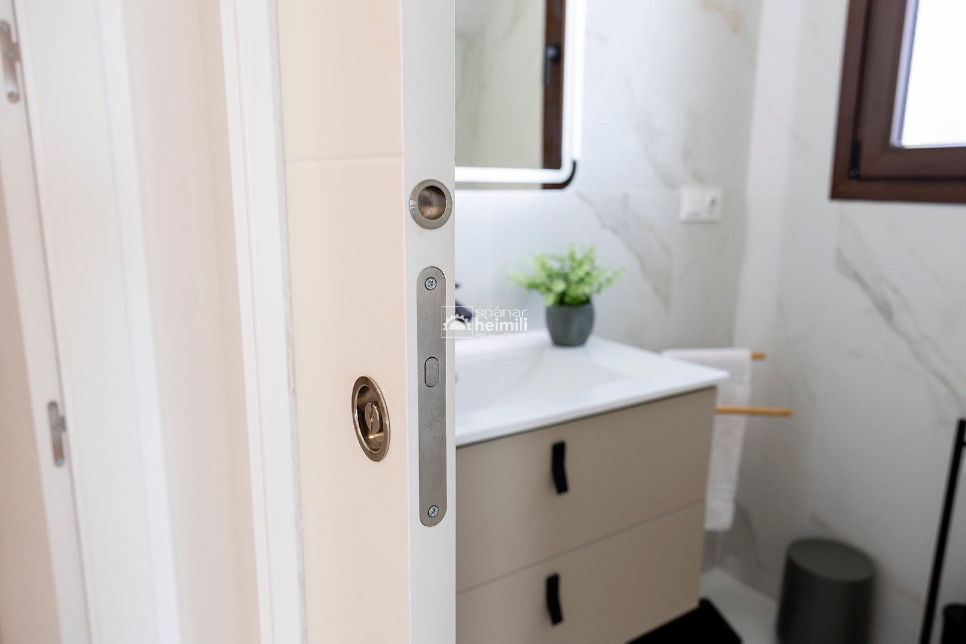 Nouvelle construction - Villa -
La Nucia/Polop - Polop 