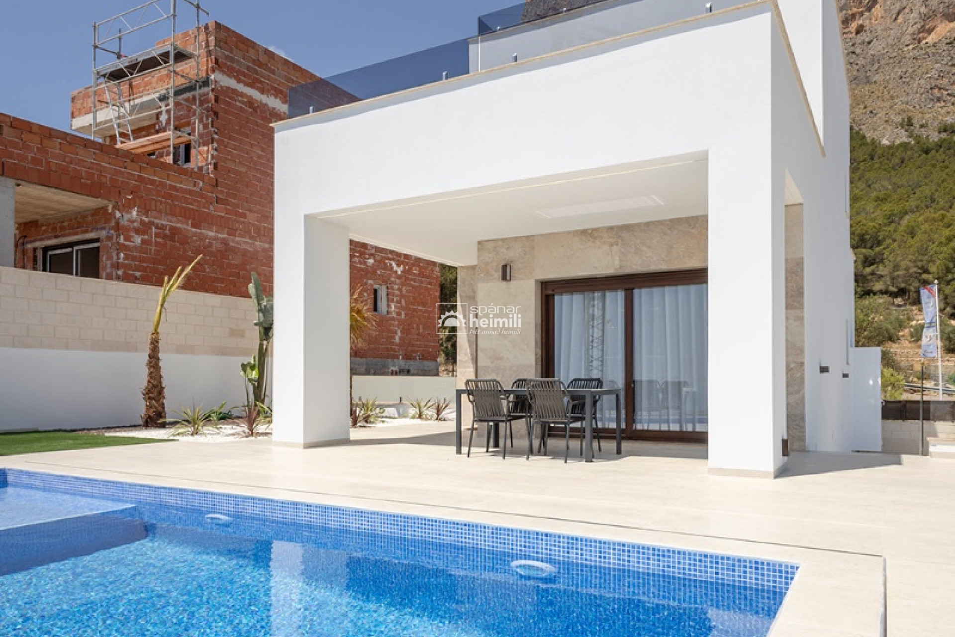 Nouvelle construction - Villa -
La Nucia/Polop - Polop 