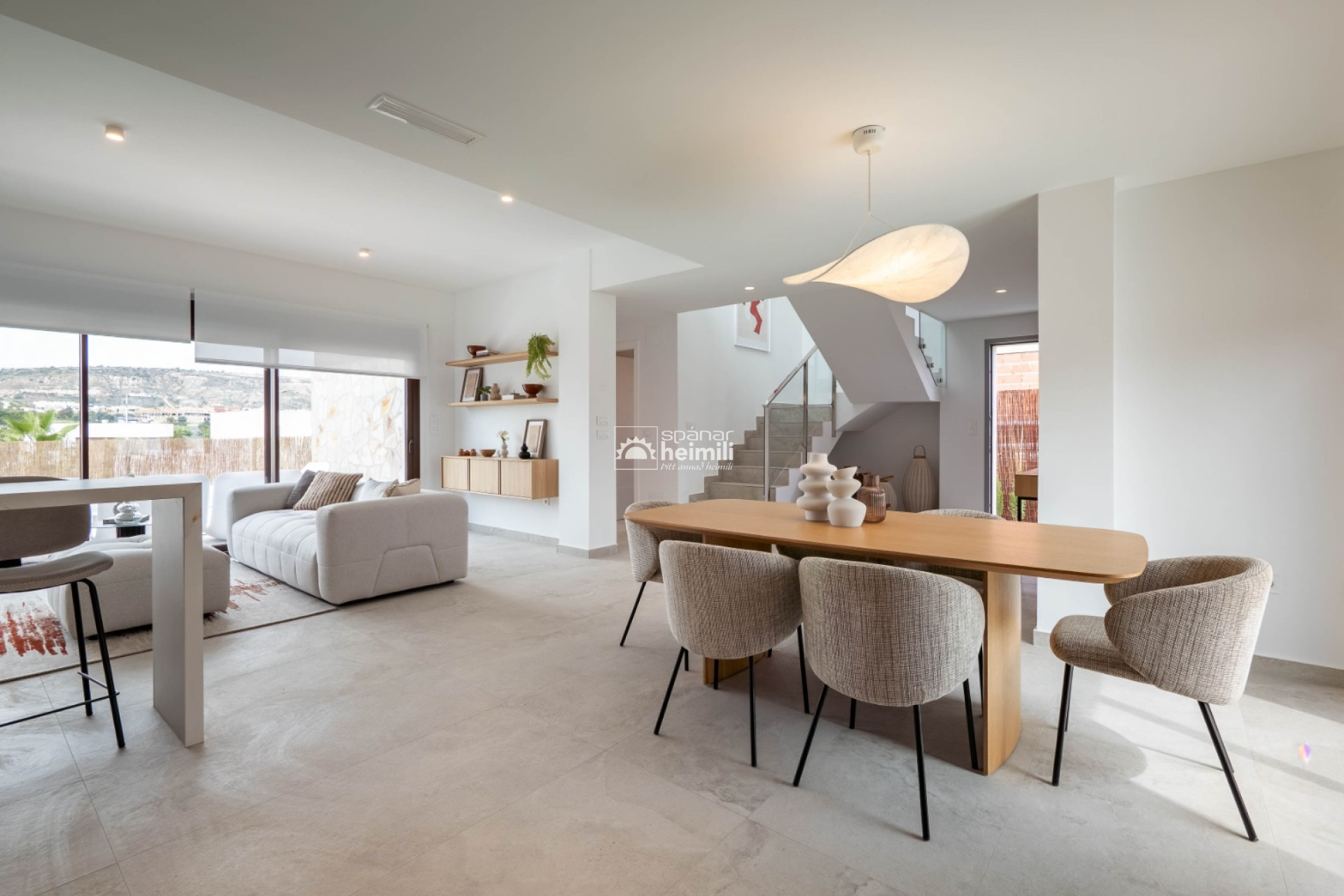 Nowy budynek -  -
La Finca