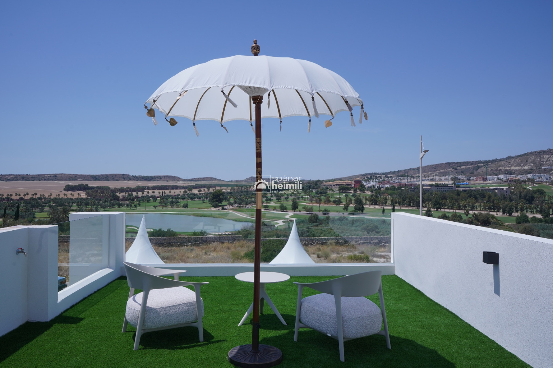 Nowy budynek -  -
La Finca
