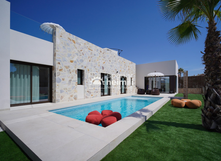 Nowy budynek -  -
La Finca