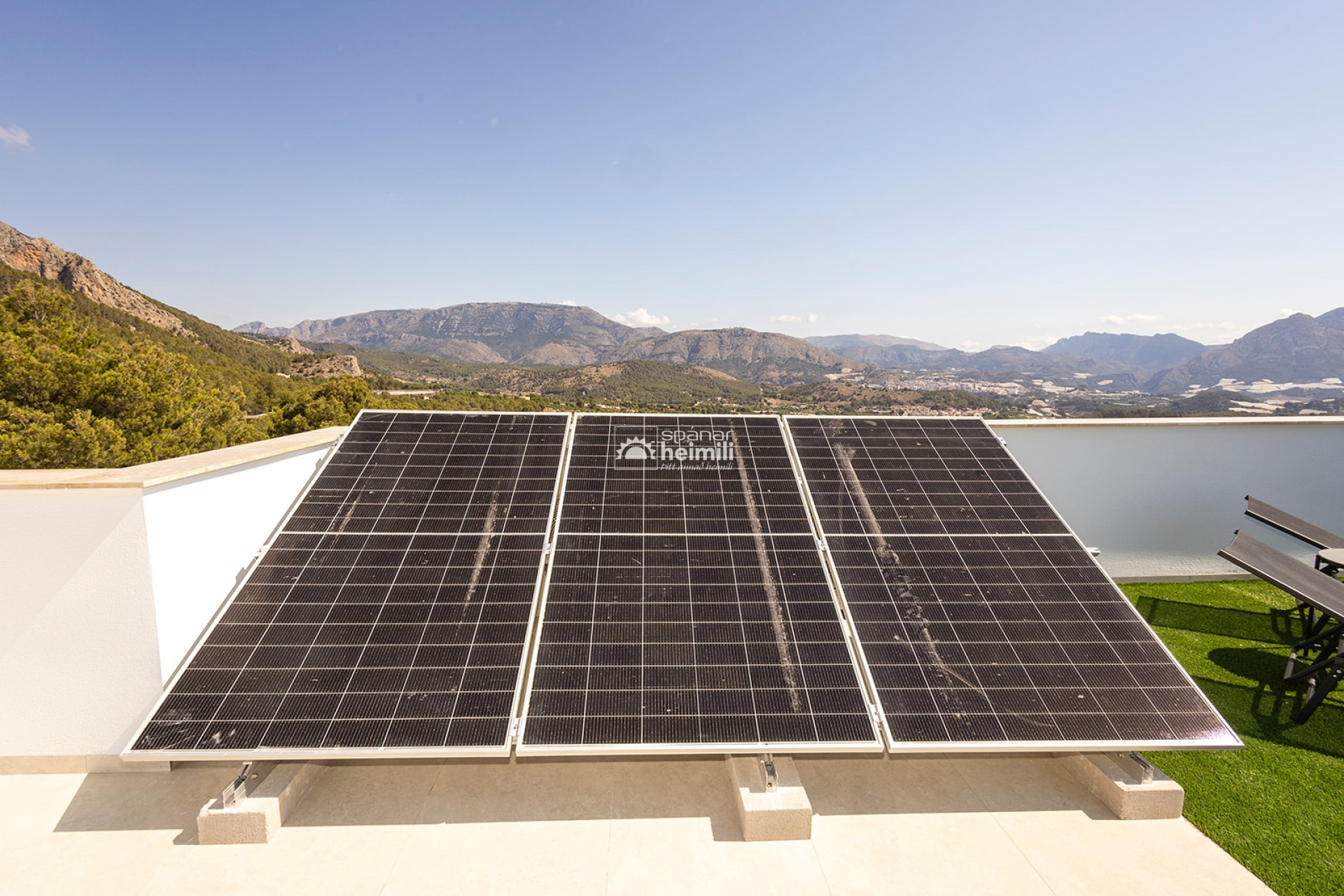 Nowy budynek - Willa -
La Nucia/Polop - Polop 