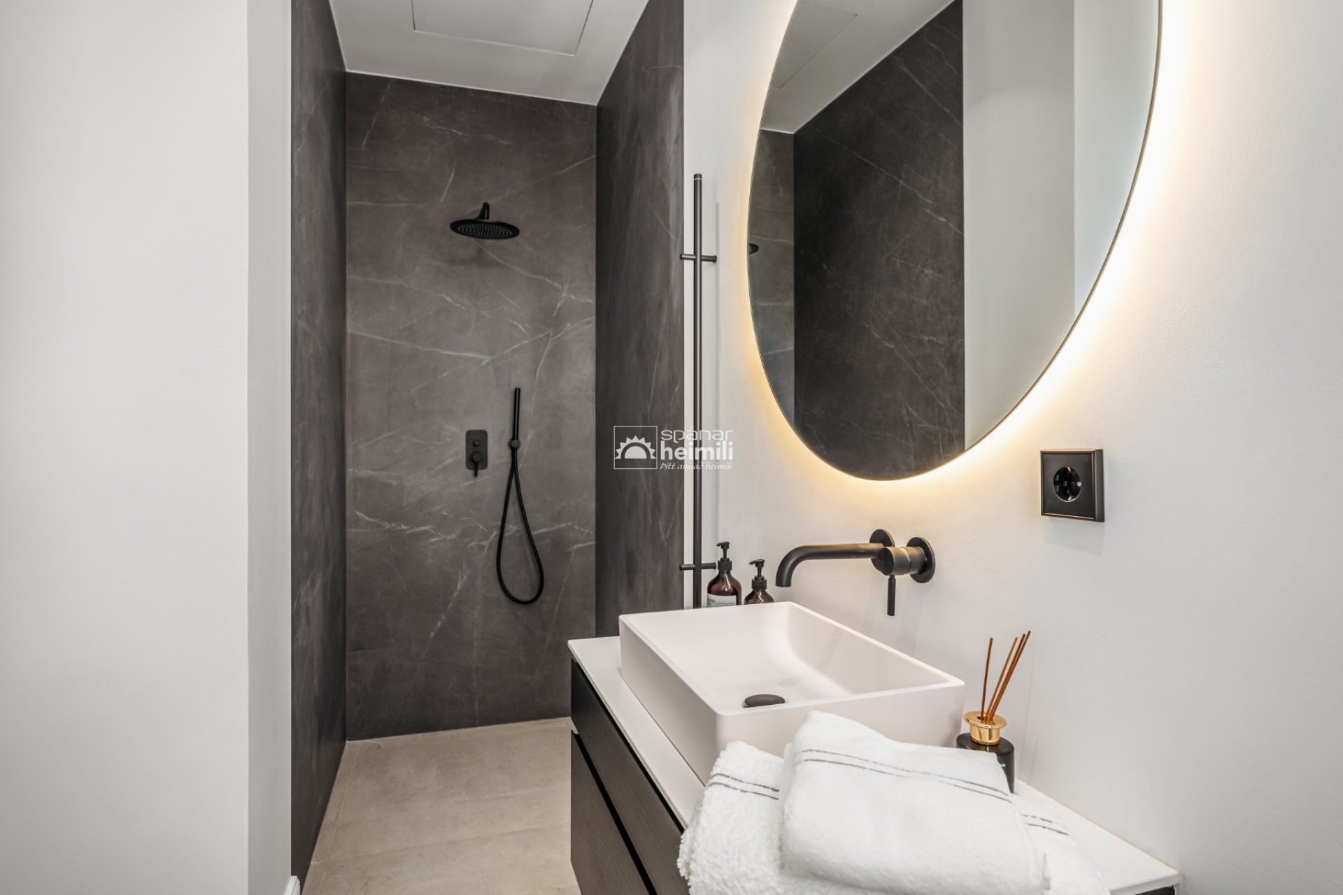 Nowy budynek - Willa -
Malaga - Marbella