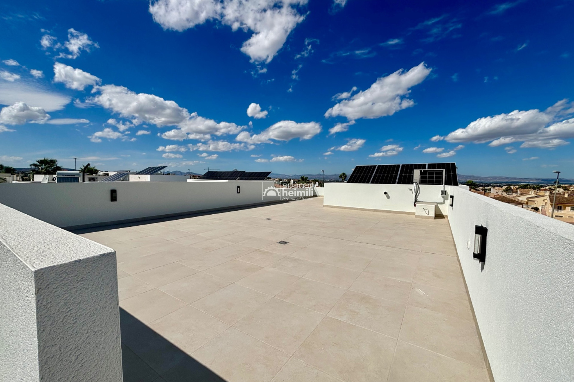 Nowy budynek - Willa -
Quesada/Benijofar