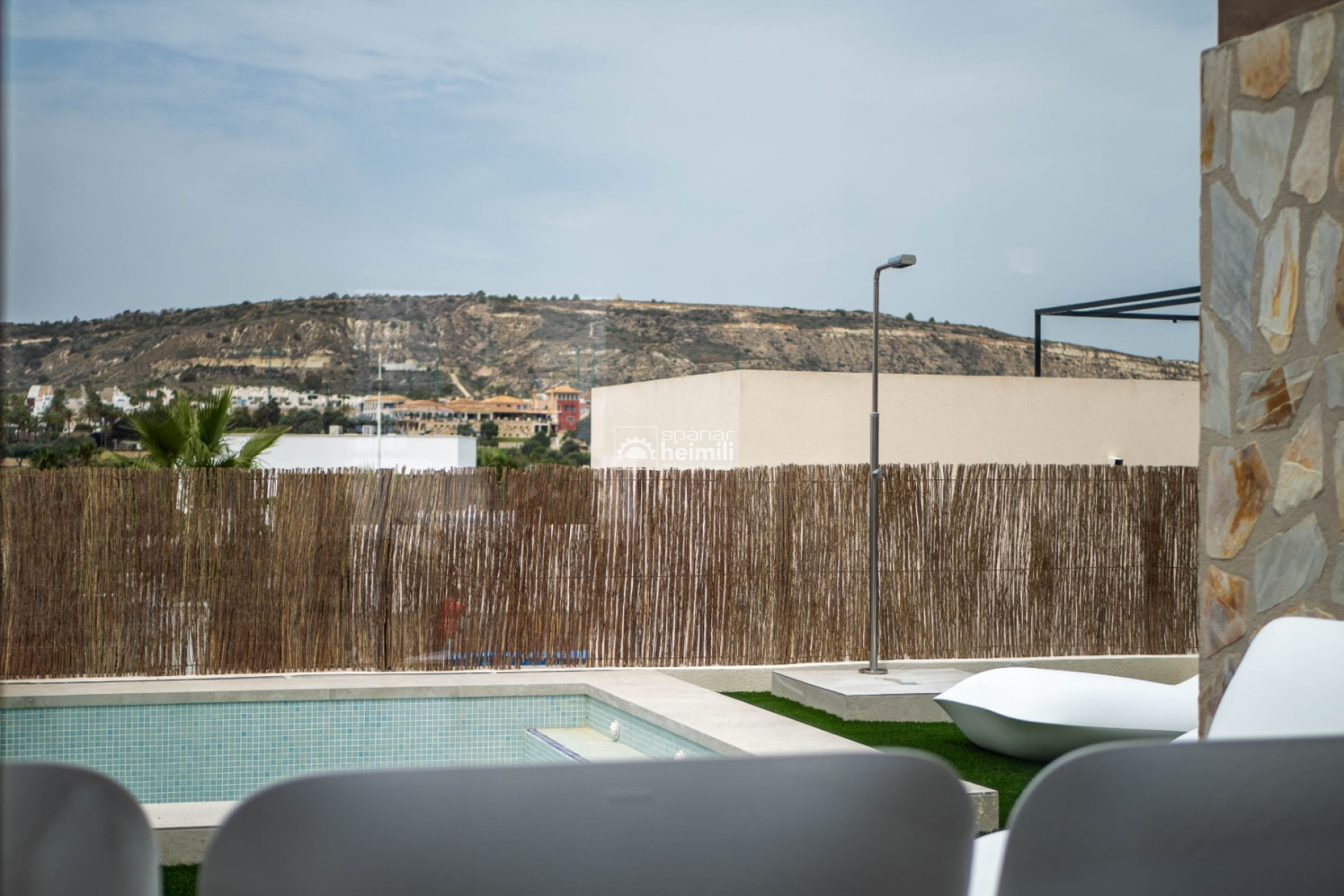 Nybyggeri -  -
La Finca