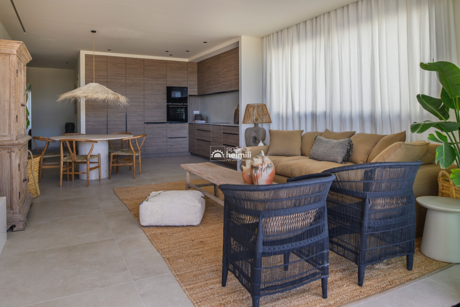 Nybyggeri - Lejlighed -
Las Colinas