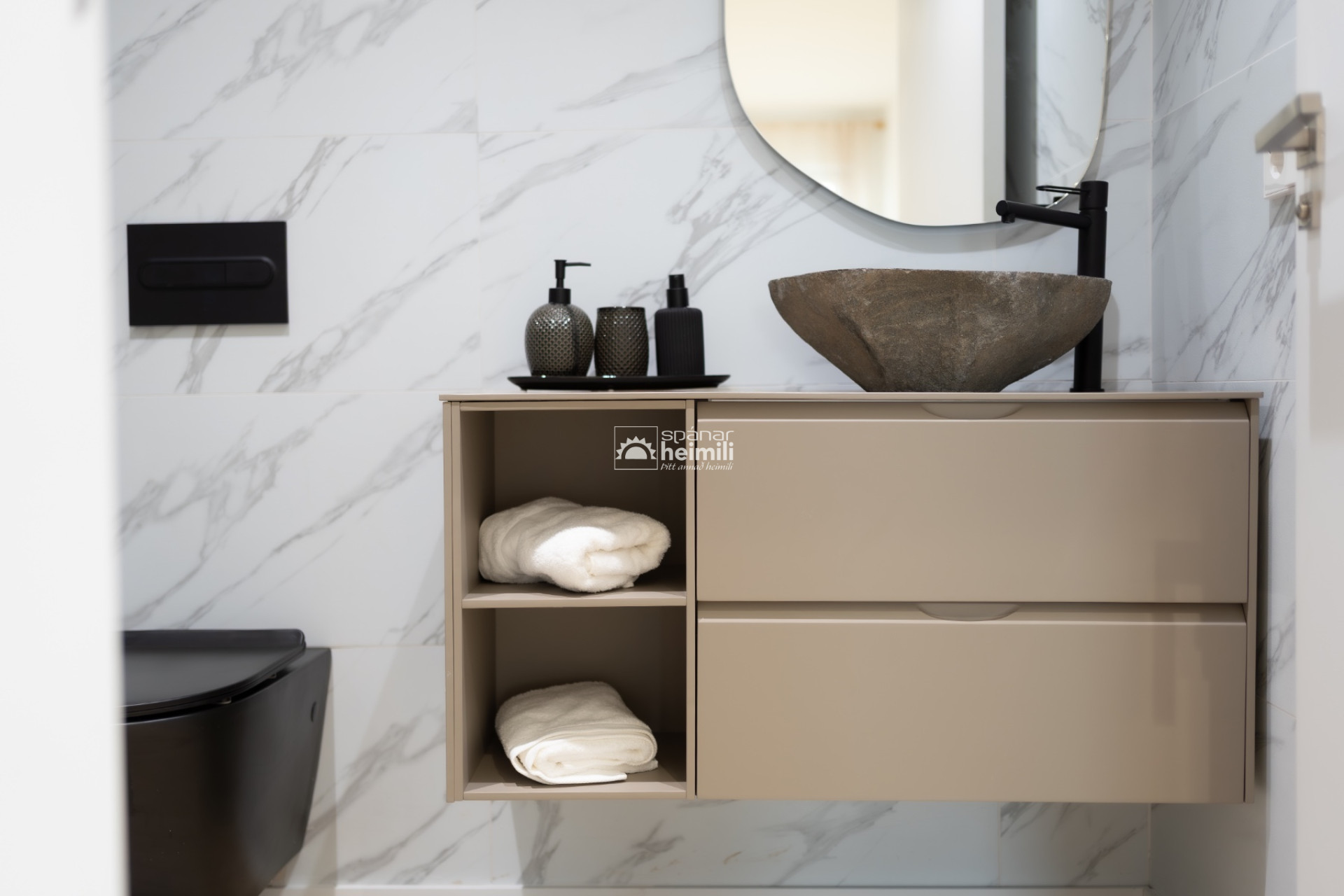 Nybyggeri -  -
Pilar de la Horadada