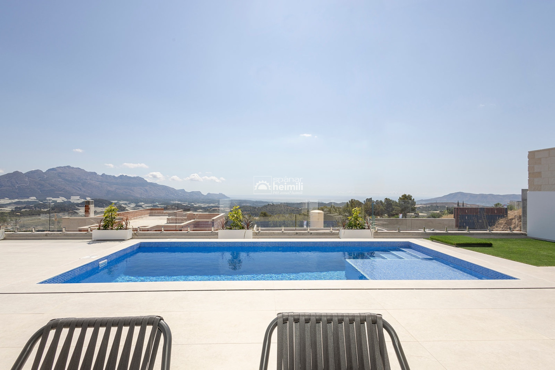 Nybyggeri - Villa -
La Nucia/Polop - Polop 