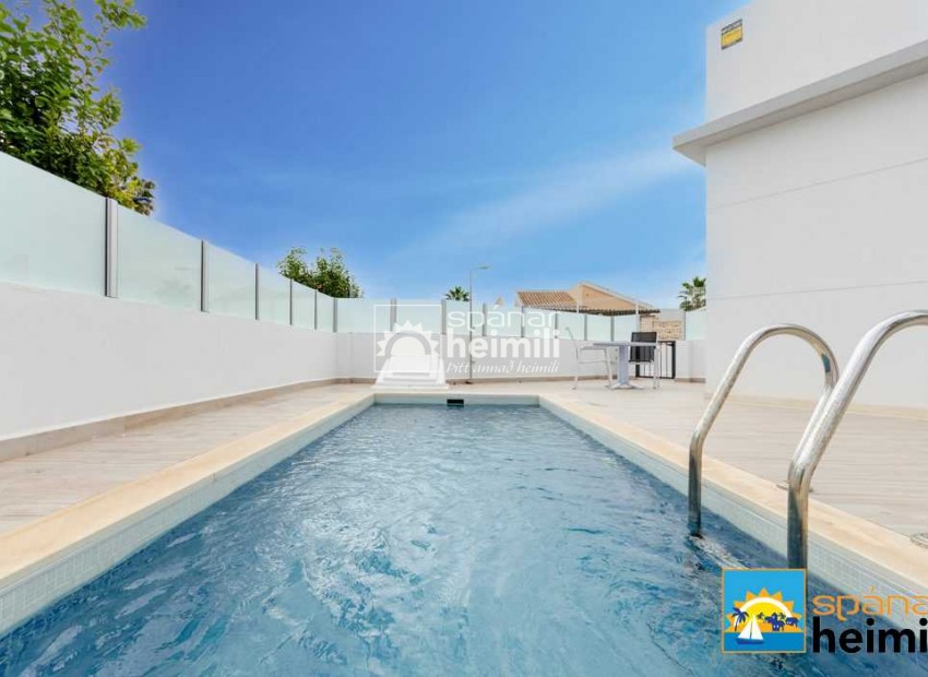 Nybyggeri - Villa -
Torrevieja