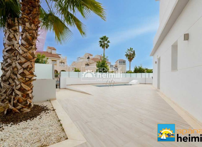 Nybyggeri - Villa -
Torrevieja