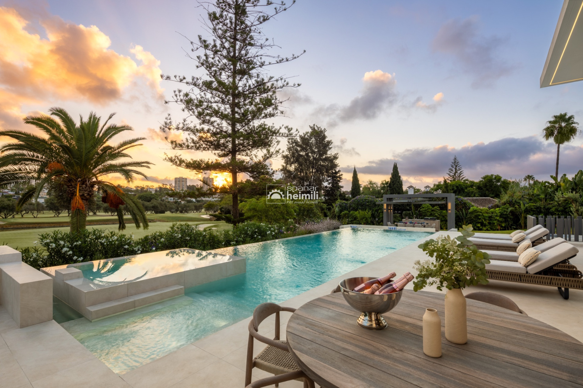 Nýbygging - Einbýli -
Malaga - Marbella