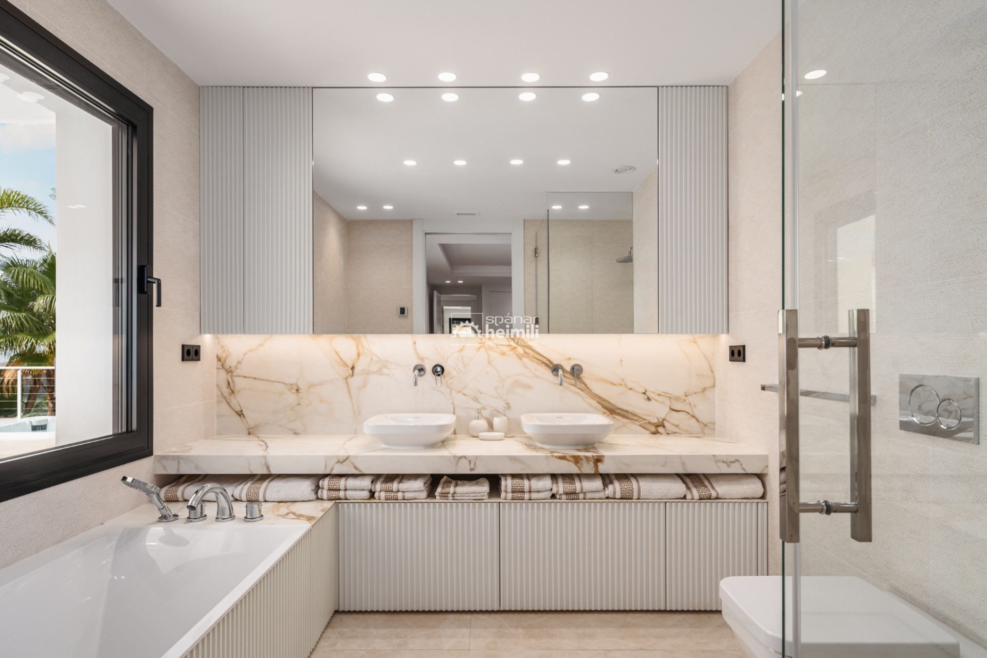 Nýbygging - Einbýli -
Malaga - Marbella