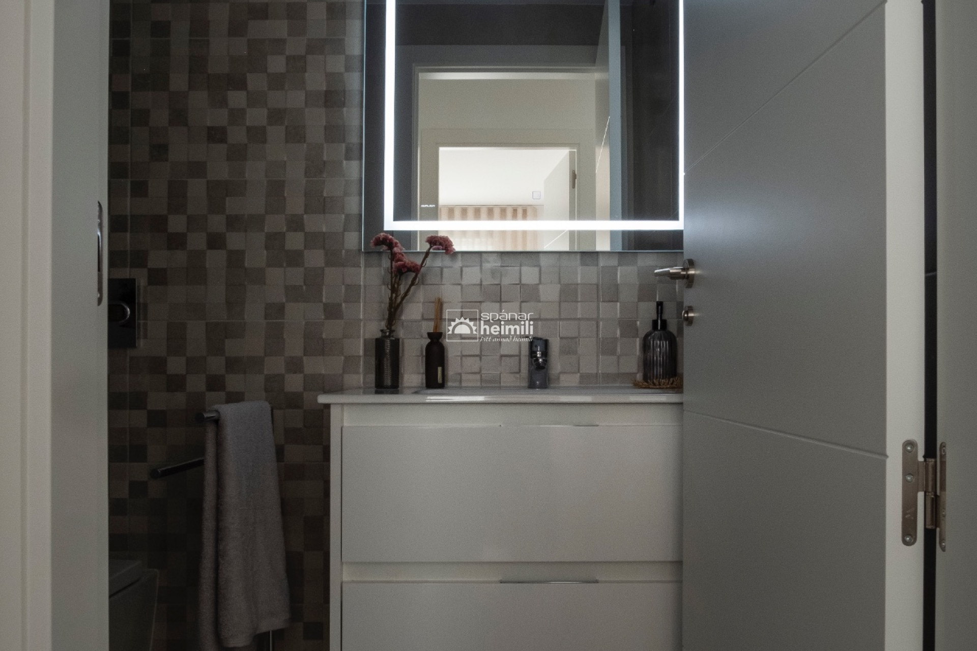 Obra nueva - Adosado -
Sucina