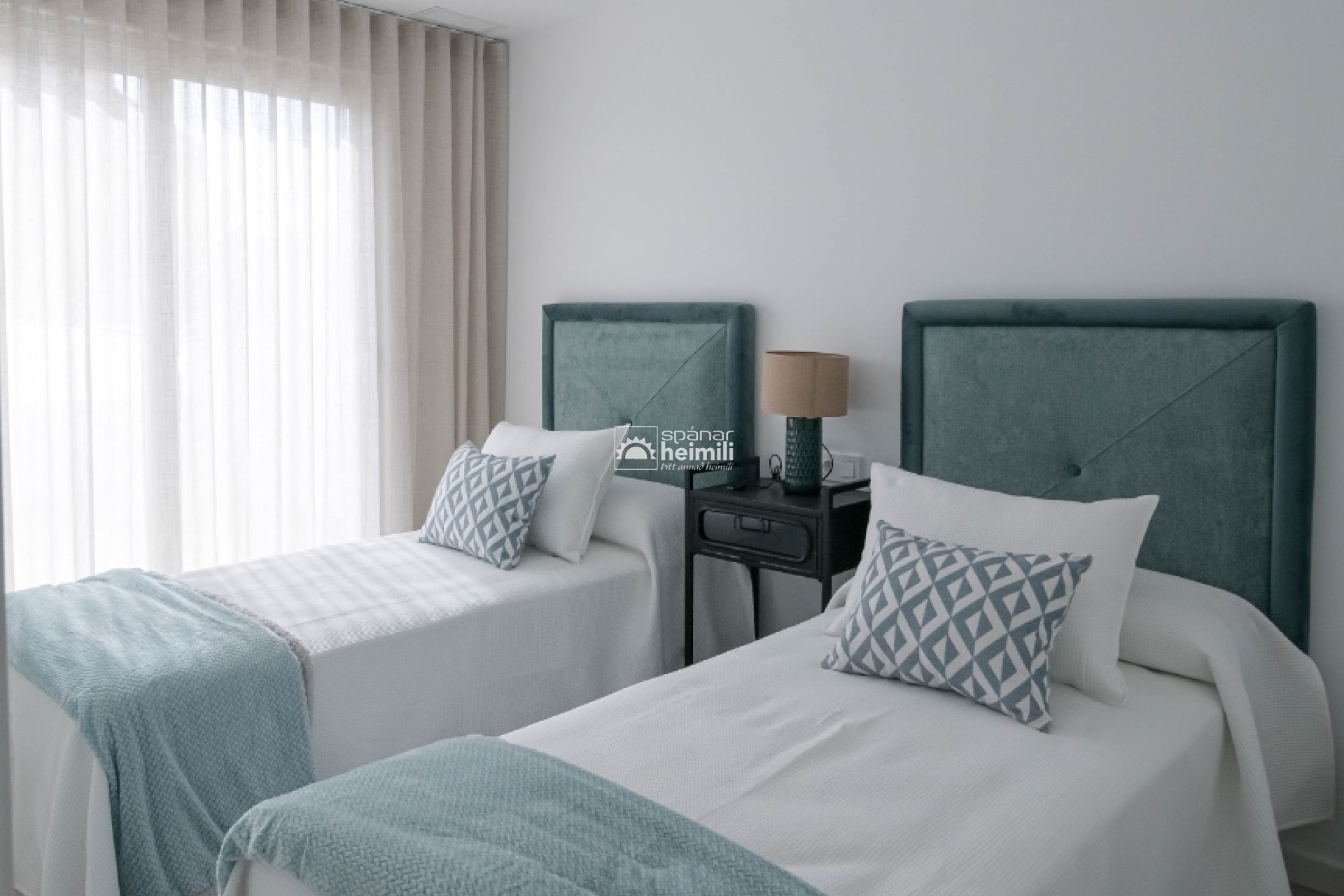 Obra nueva - Adosado -
Sucina