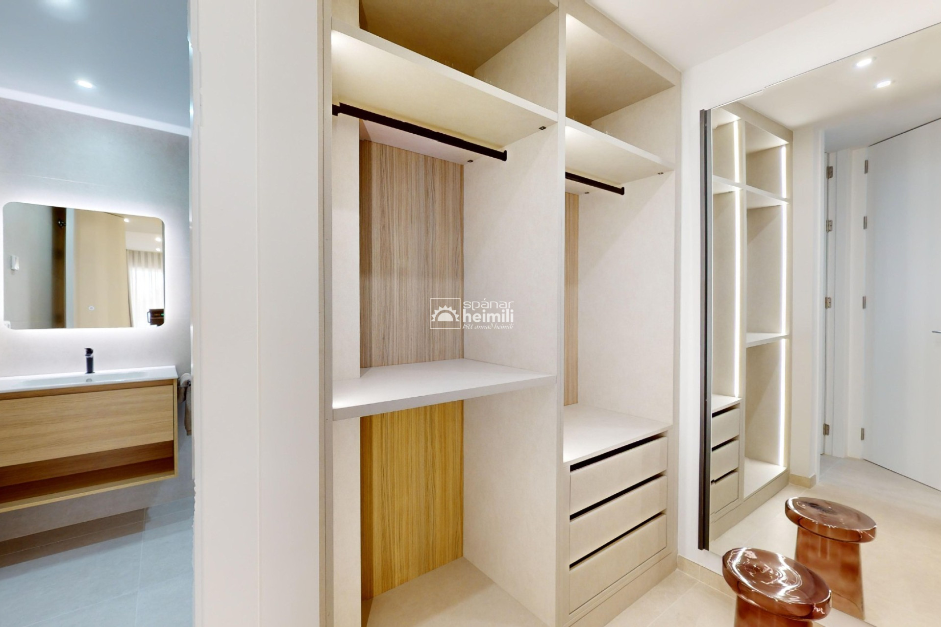 Obra nueva - Apartamento -
Cabo Roig