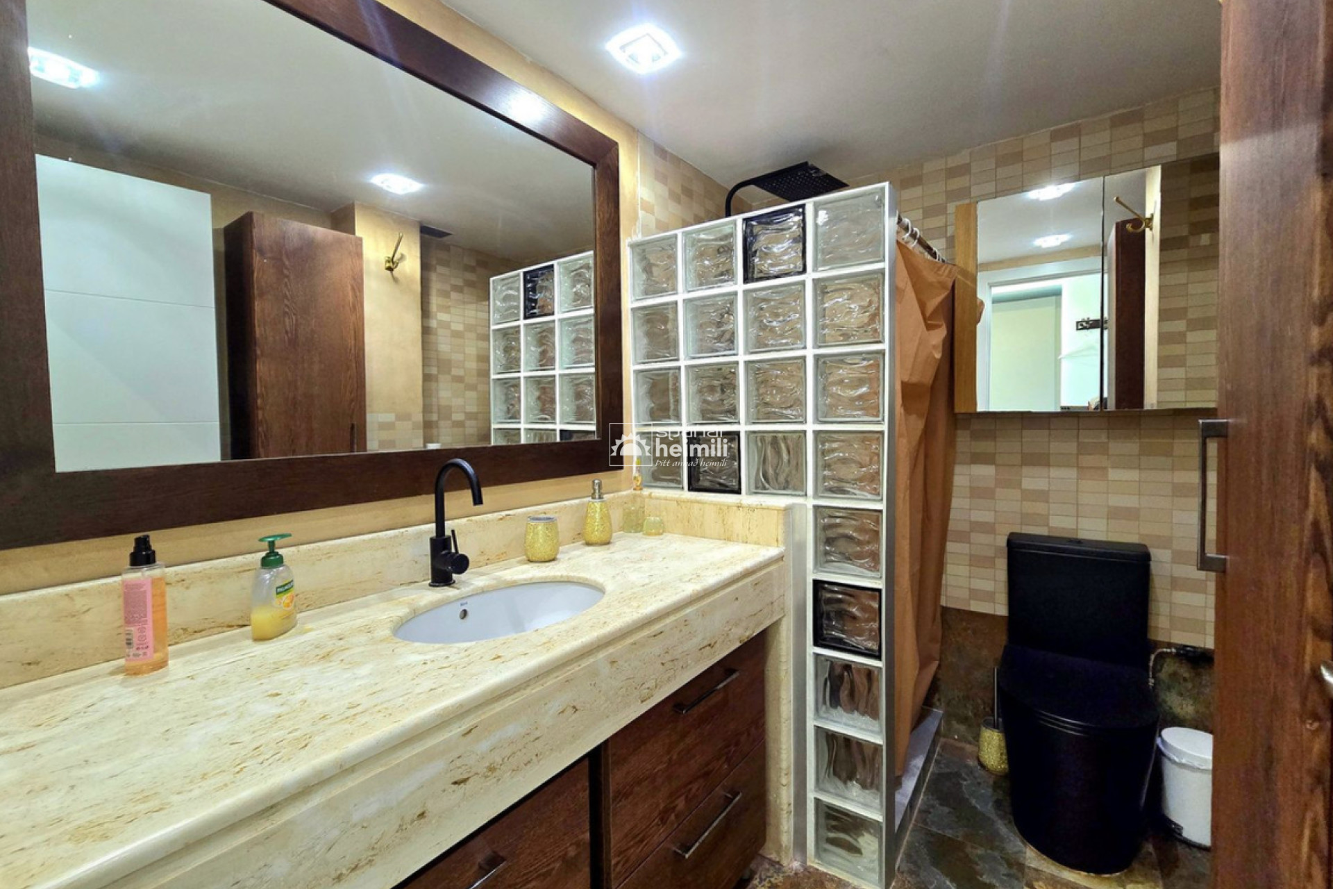 Obra nueva - Apartamento -
Malaga - Marbella Golden Mile