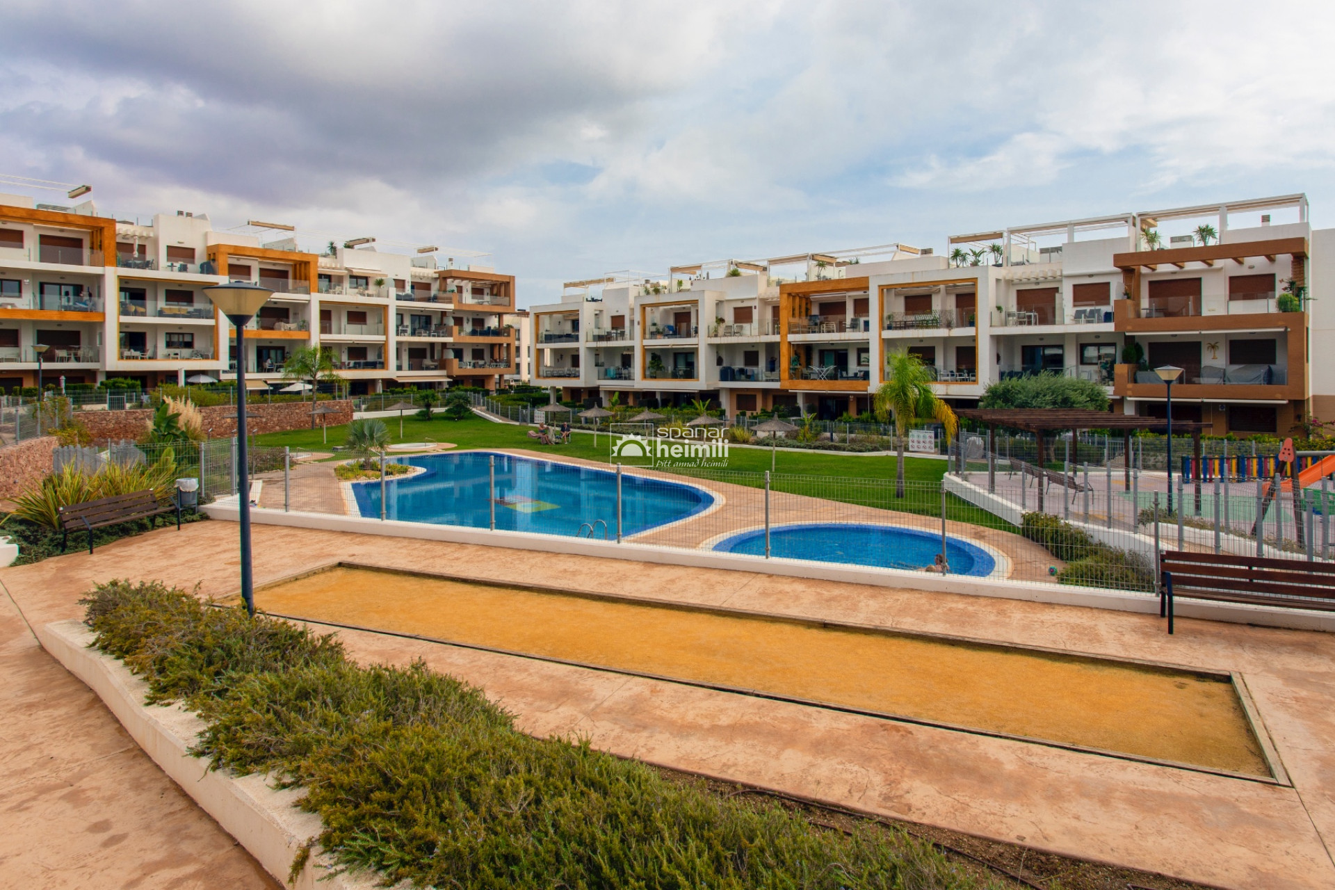 Obra nueva - Apartamento -
Villamartin