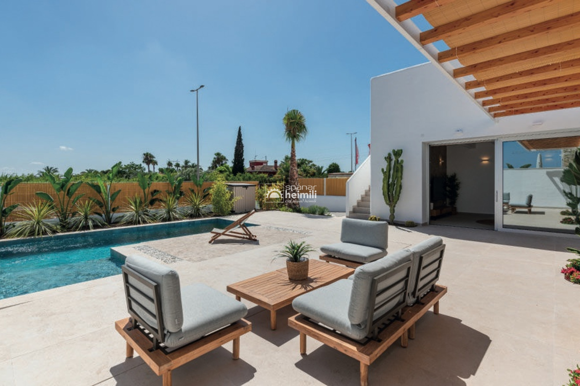 Obra nueva - Casa semi-adosada -
Daya Nueva/Dolores