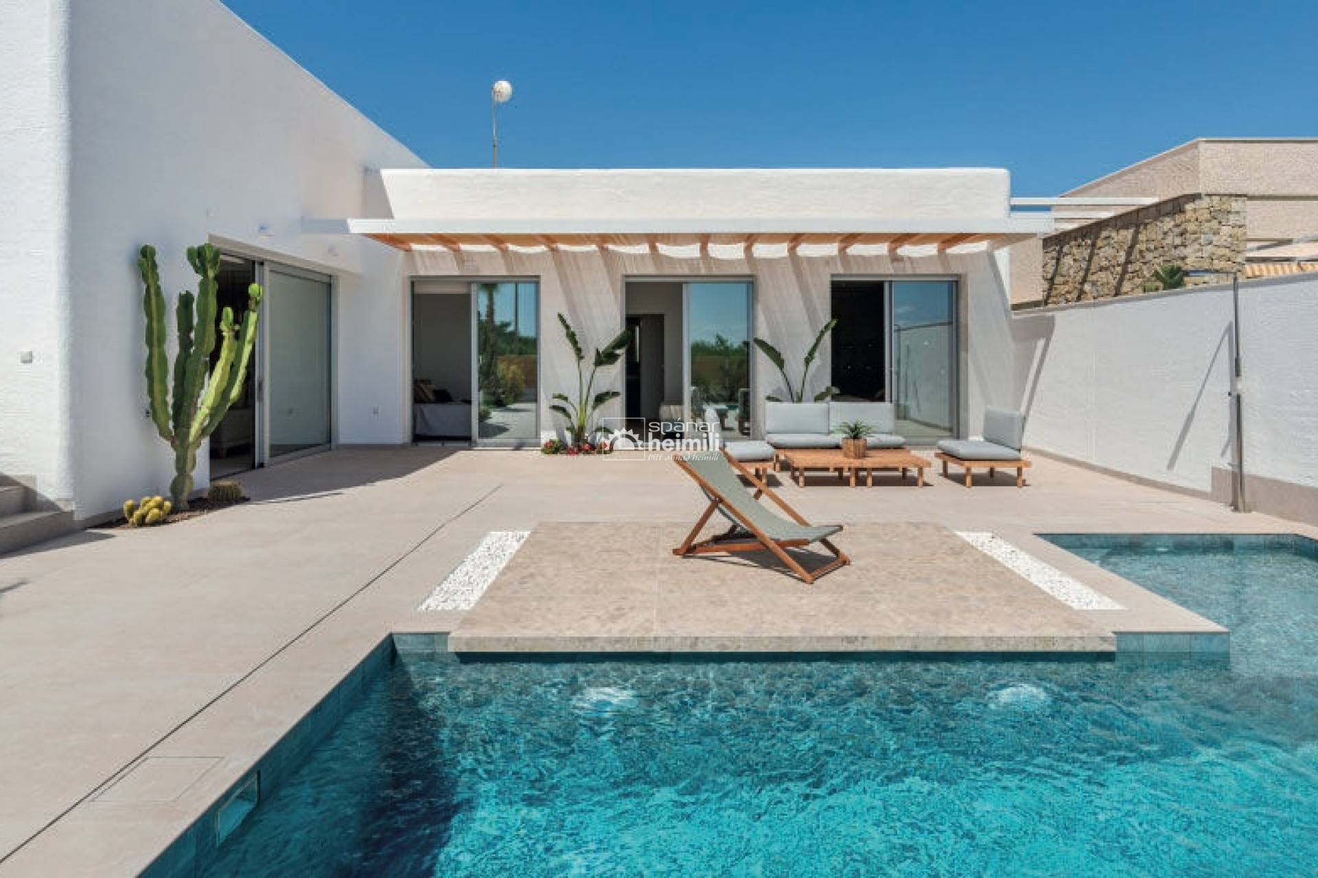 Obra nueva - Casa semi-adosada -
Daya Nueva/Dolores