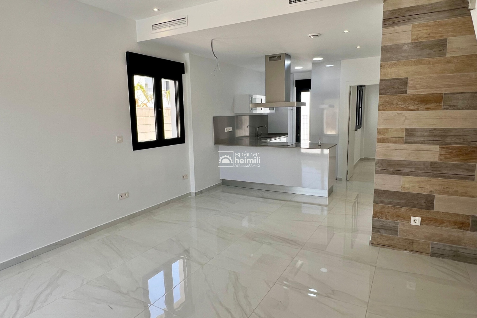 Obra nueva - Casa semi-adosada -
Polop de la Marina  - polop