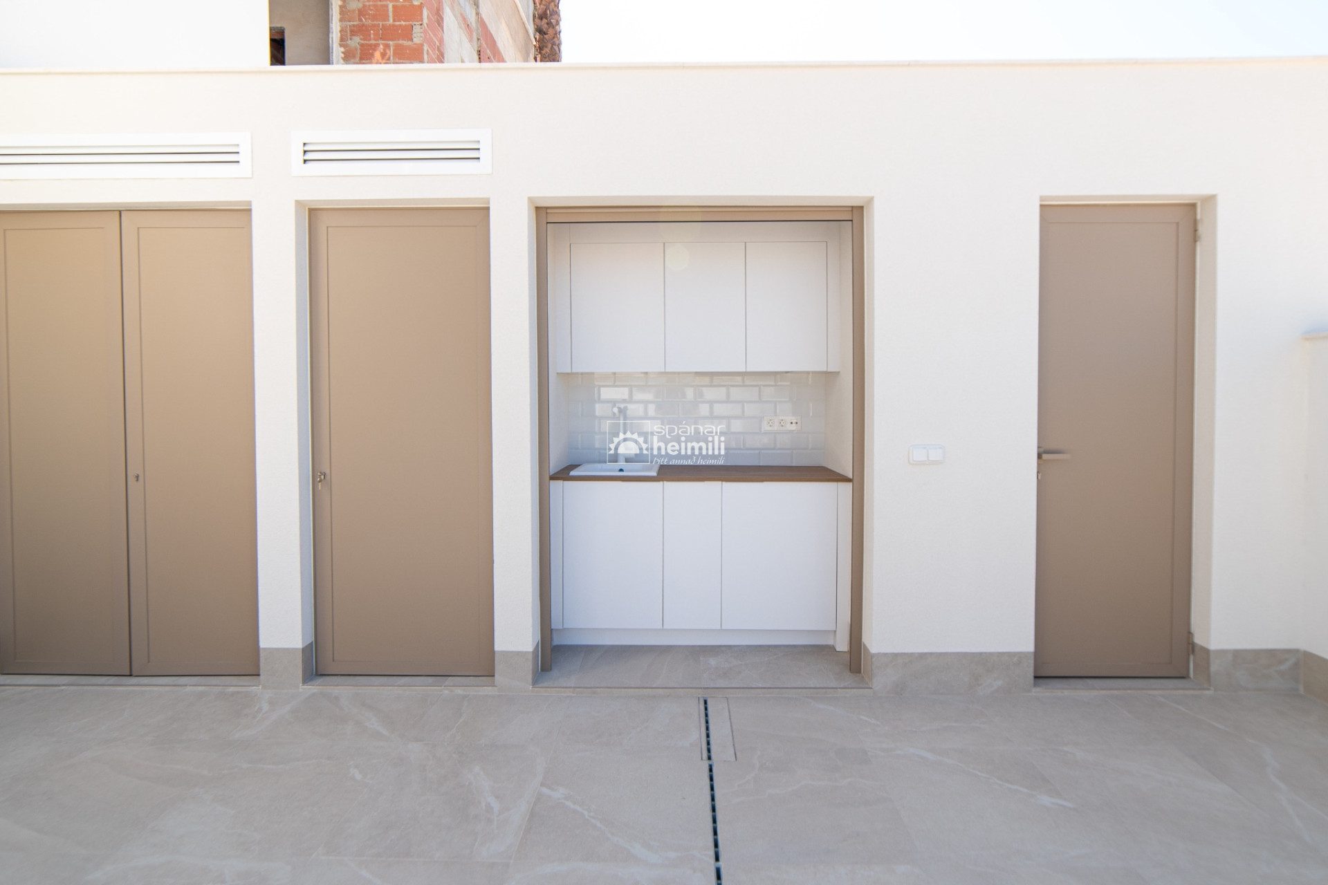 Obra nueva - Casa semi-adosada -
Quesada/Benijofar