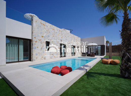  - Obra nueva - La Finca -
                La Finca
