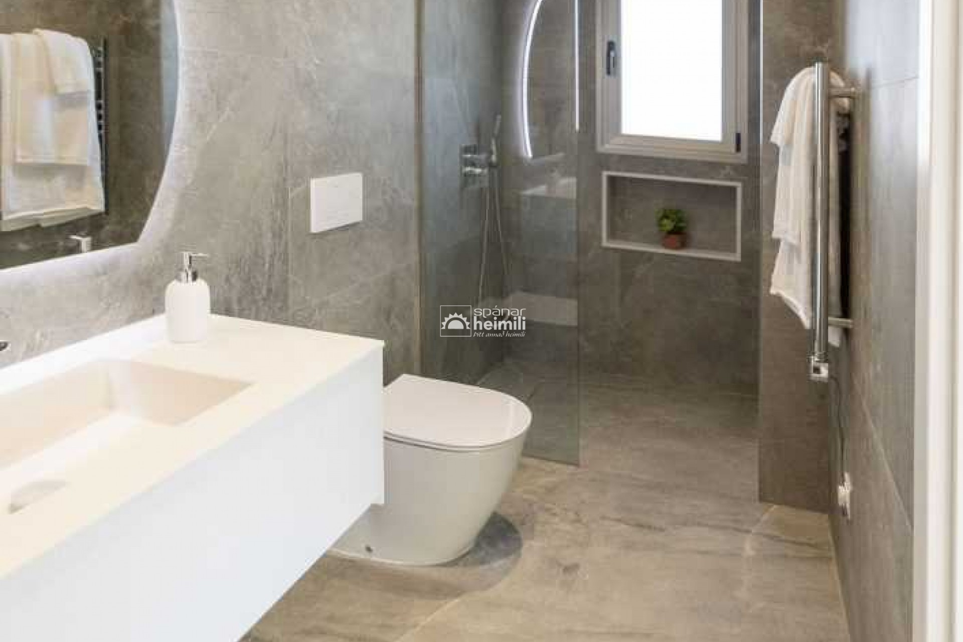 Obra nueva -  -
Pilar de la Horadada