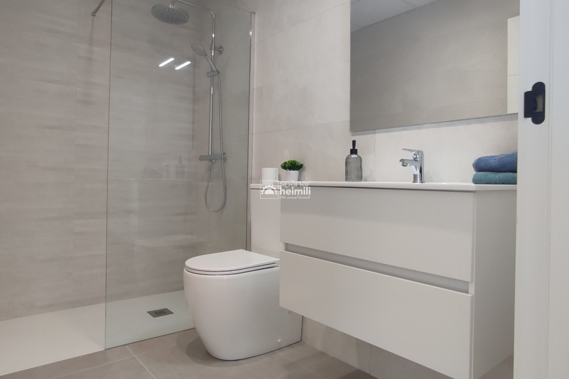 Obra nueva - Villa -
Balsicas