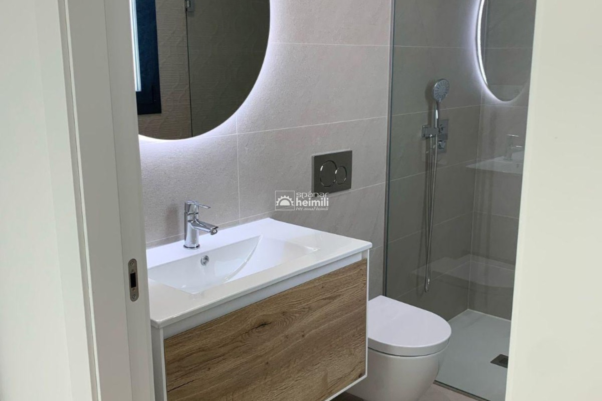 Obra nueva - Villa -
Cartagena