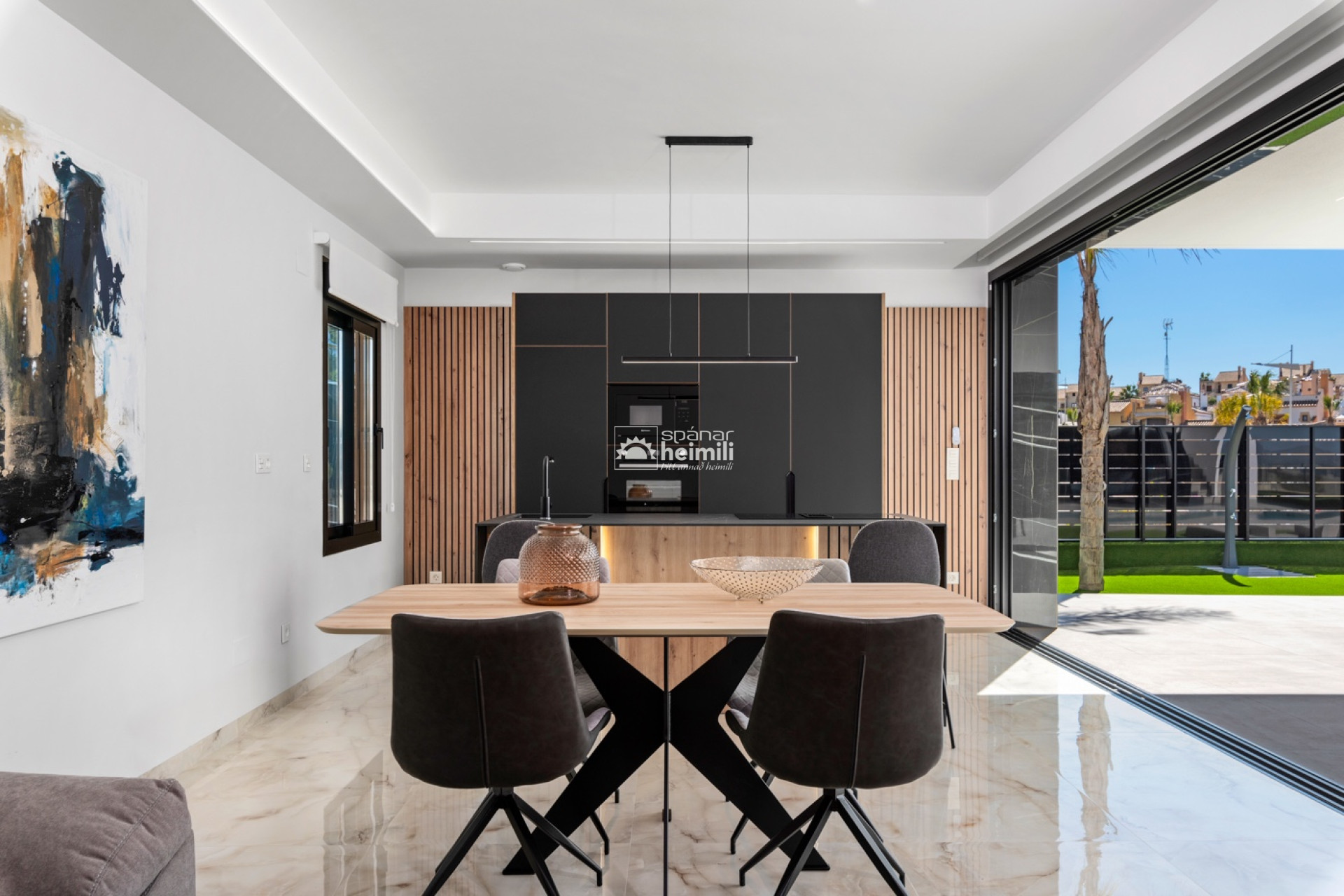 Obra nueva - Villa -
La Finca